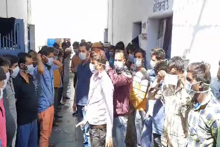 Masks distributed in Ramganjmandi jail