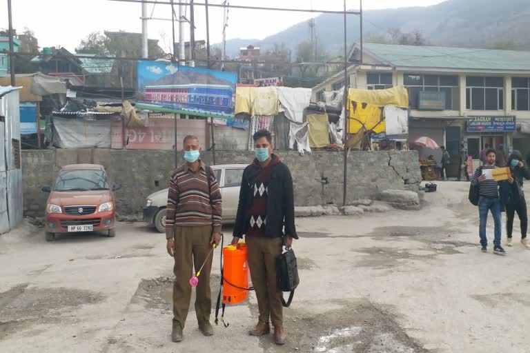 Sanitation of HRTC buses in Kullu