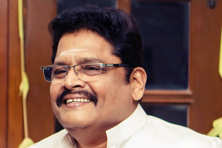 KS Ravikumar