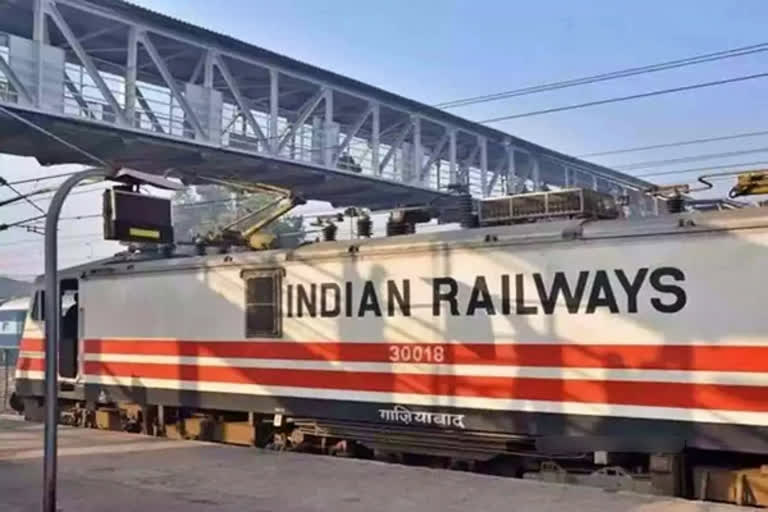 168-trains-cancelled-and-no-cancellation-charges-due-to-corona-says-indian-railways