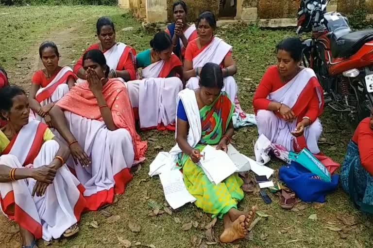 Women sought help from the administration regarding prohibition in gumla