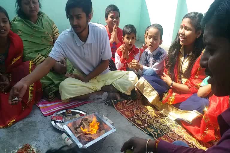 Children did hawan for corona virus