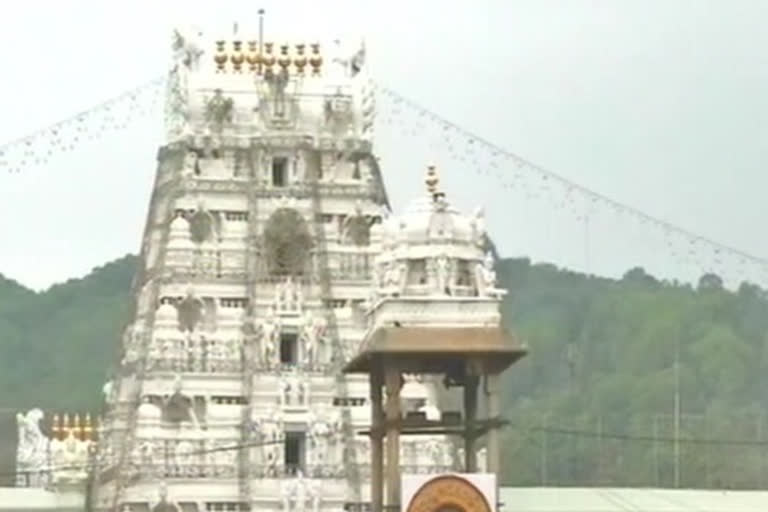 corona symptoms in tirupathi devotee