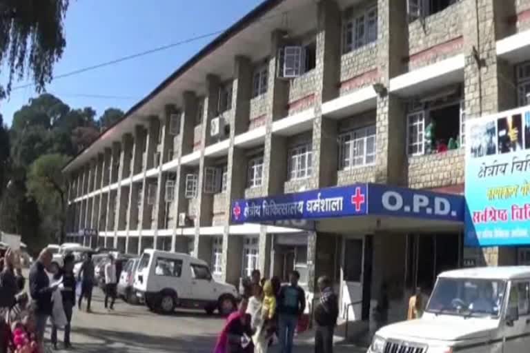 Corona suspect admitted in isolation ward in Dharamshala Hospital