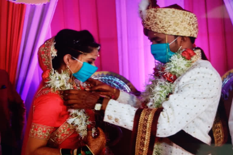 Impact of corona on Maharashtra weddings