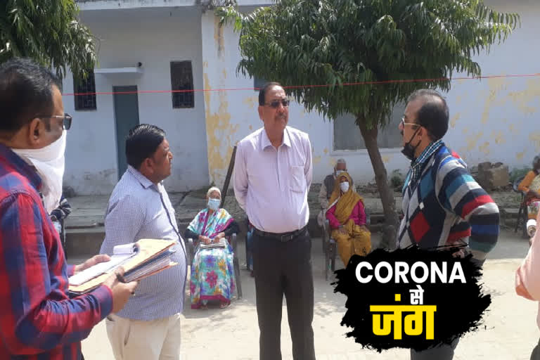 ghaziabad dm ajay shankar pandey inspected old age home over corona