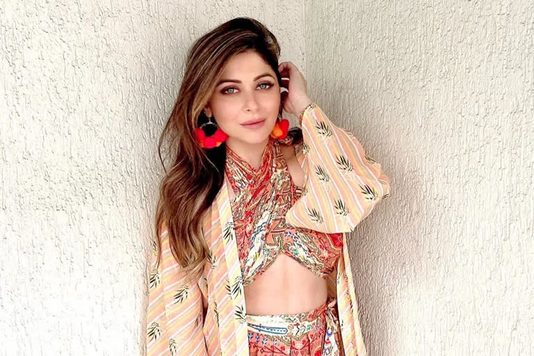 kanika kapoor covid19 positive, ETVbharat