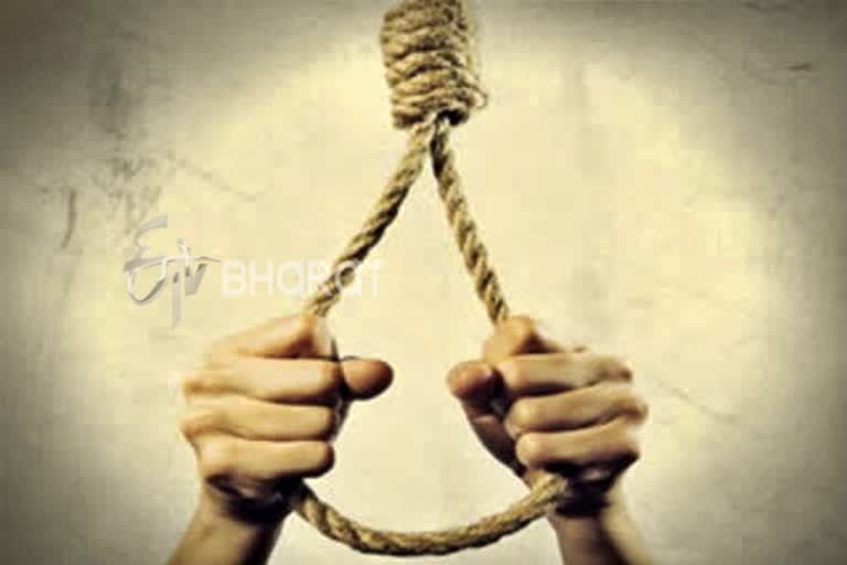 rebel Congress MLA from M.P. hangs self