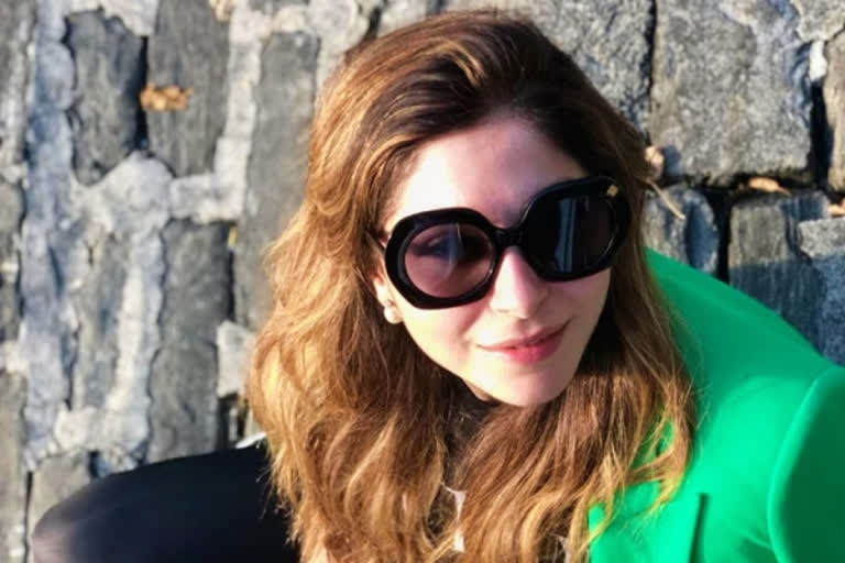 FIR filed against Kanika Kapoor in UP