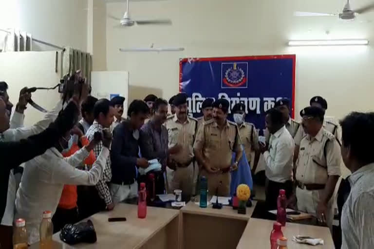 Masks distributed to prevent corona virus in neemuch