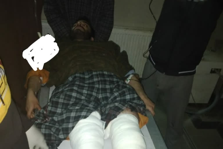 a gunman attacked on shopkeeper in kulgam