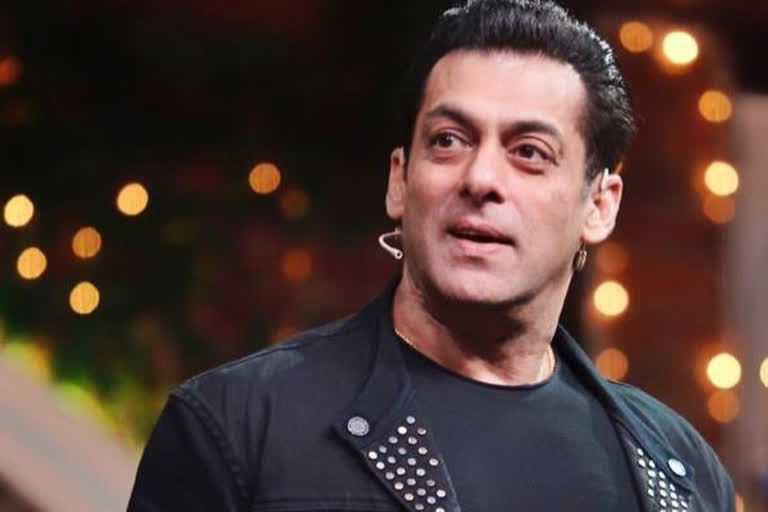 Salman urges people to stay isolated