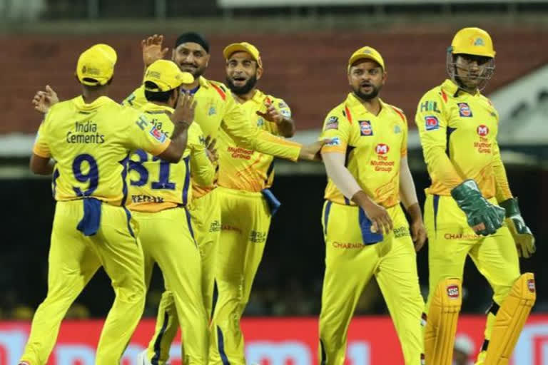 pm modi janta curfew support csk, share video of its player dancing