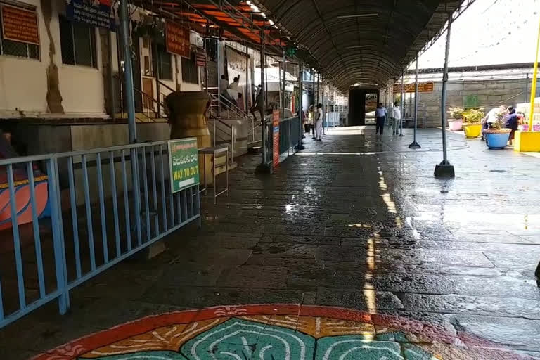 The big pantry for hygiene in the Srikalahasti temple