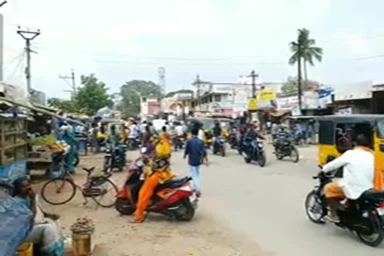 lock down failed in payakarao peta