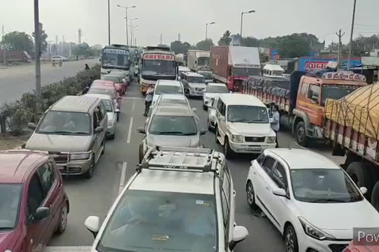 vehicles were parked at the check post at Suryapet Kodad