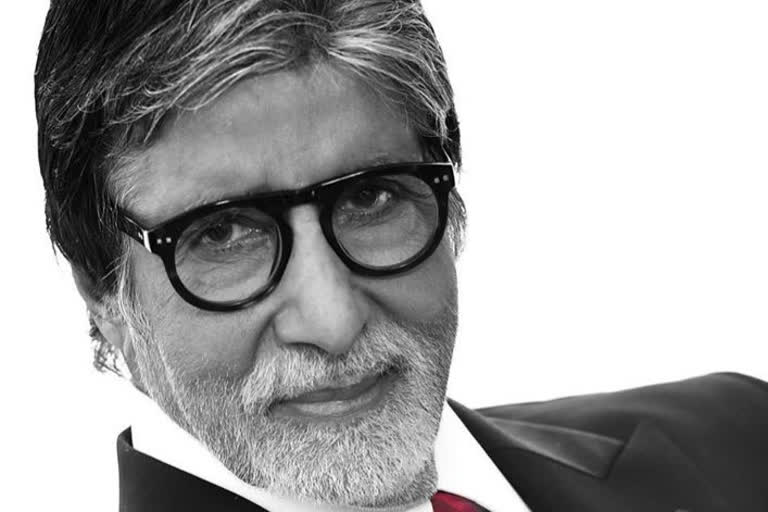 Big B shares idea that clapping reduces virus potency, faces flak and deletes post