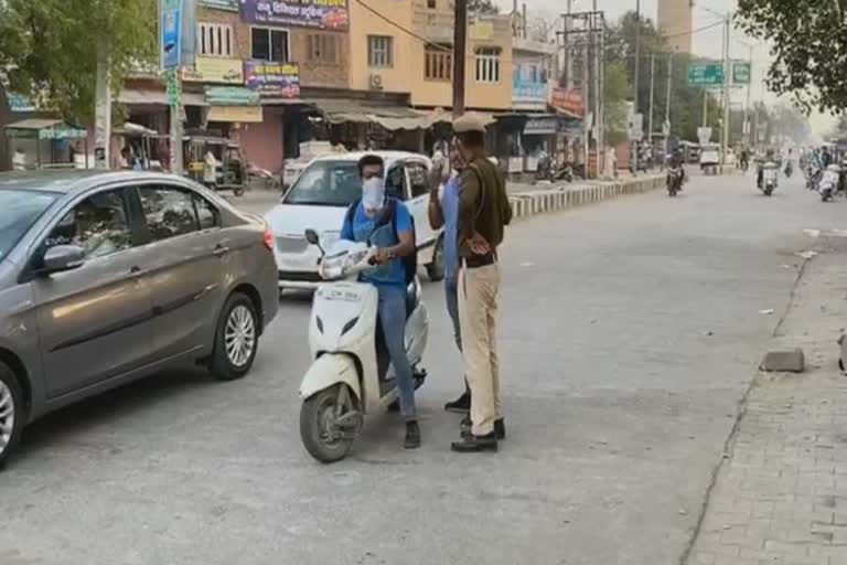 action will be taken if two people sit on a bike says fatehabad traffic police