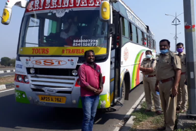 lock down second day traffic updates at adilabad