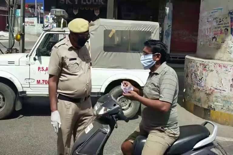 People seen on the streets during the lock down in Rohtak