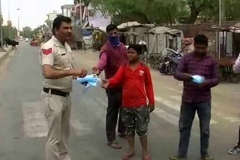 Loharu: During lockdown, teachers distributed rations and private foundation distributed mask and sanitizer