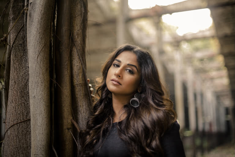 Amid pandemic, Vidya Balan thanks coronavirus for curbing pollution