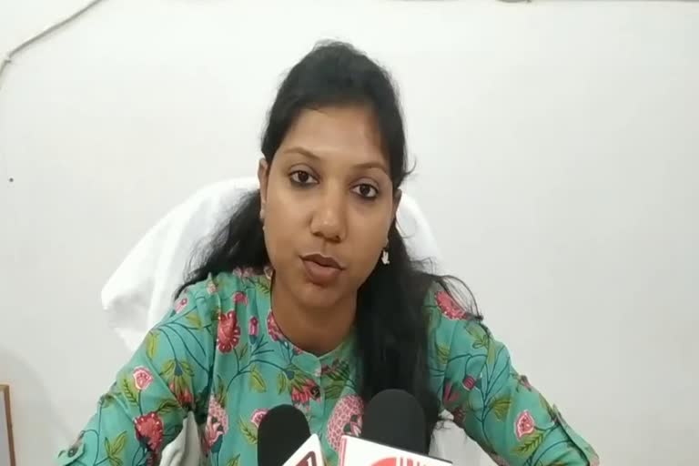 Deputy Collector Sheetal Bansal extended her wedding date due to corona in raipur