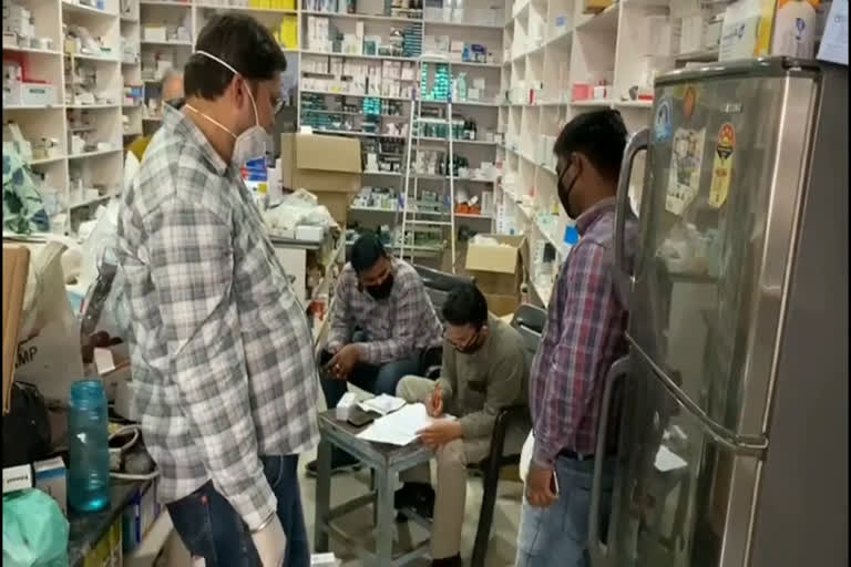 Fatehabad Drug department raids on receiving information about selling fake sanitizer