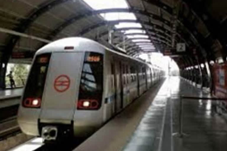 DMRC  coronavirus outbreak  coronavirus in India  Delhi Metro services closure period extended  closure period extended till Apr 14  ഡല്‍ഹി മെട്രോ ഏപ്രില്‍ 14 വരെ സര്‍വീസ് നിര്‍ത്തി വെച്ചു  ഡിഎംആര്‍സി  കൊവിഡ് 19  കൊറോണ വൈറസ്