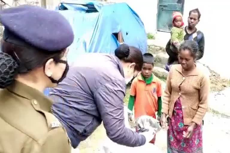 shimla police help needy