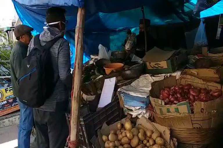 lack of vegetables in shimla market