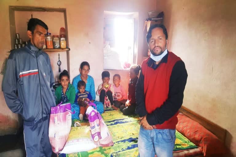 man provided ration to poor family in Shillai