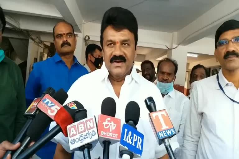 రానున్న రెండు రోజుల్లో రేషన్​ సరఫరా: తలసాని