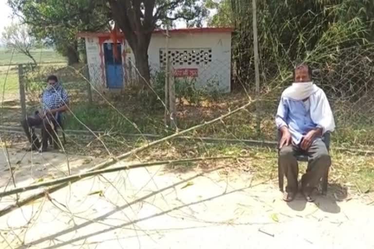 Villagers in Korea closed the roads of village