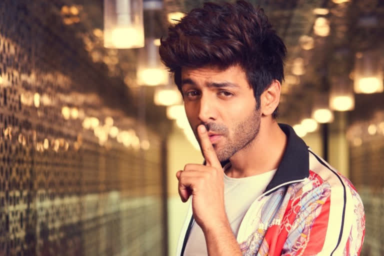 Kartik Aaryan rap song on the outbreak of COVID-19