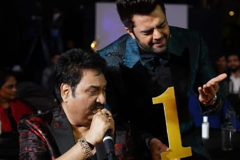 Kumar Sanu recreates 90's magic with Maniesh Paul