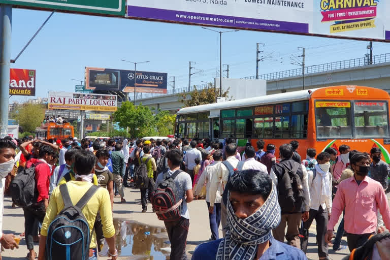 Uttar Pradesh  Raj Shekhar  UPSRTC Buses  Special Bus Service  Migrant Labourers  Delhi  UPSRTC asks administration not to stop buses  ഉത്തർപ്രദേശ്  യുപിഎസ്ആർടിസി  തൊഴിലാളികളെ കയറ്റുന്ന ബസുകൾ തടയരുതെന്ന് യുപിഎസ്ആർടിസി  തൊഴിലാളികളെ കയറ്റി വരുന്ന ബസുകൾ തടയരുതെന്ന് യുപിഎസ്ആർടിസി