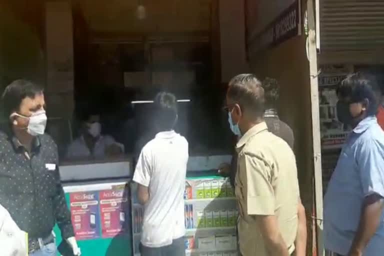 team of Excise Department conducted a raid campaign