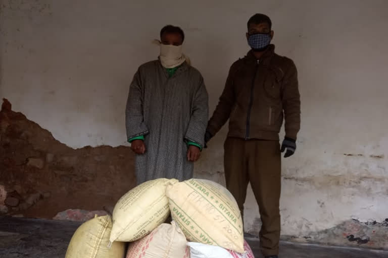 بانڈی پورہ: نوجوان منشیات کے ساتھ گرفتار