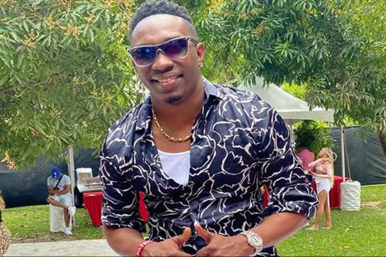 champion-bravo-comes-to-me-singing-words-of-wisdom-we-not-giving-up