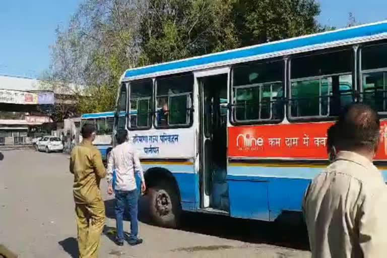 haryana government departs 1000 bus to take migrant laborers to their homes