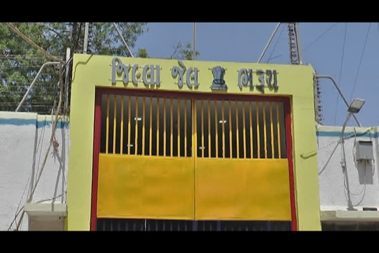 29 inmates released from Bharuch Subzail on parole