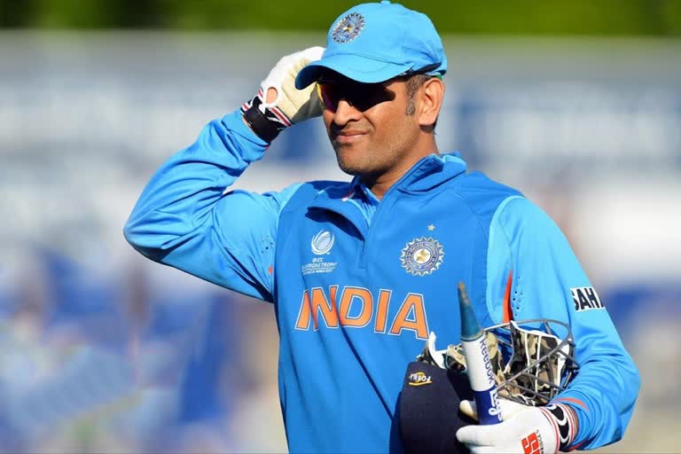 wasim jaffer reveals what dhoni has planned to become