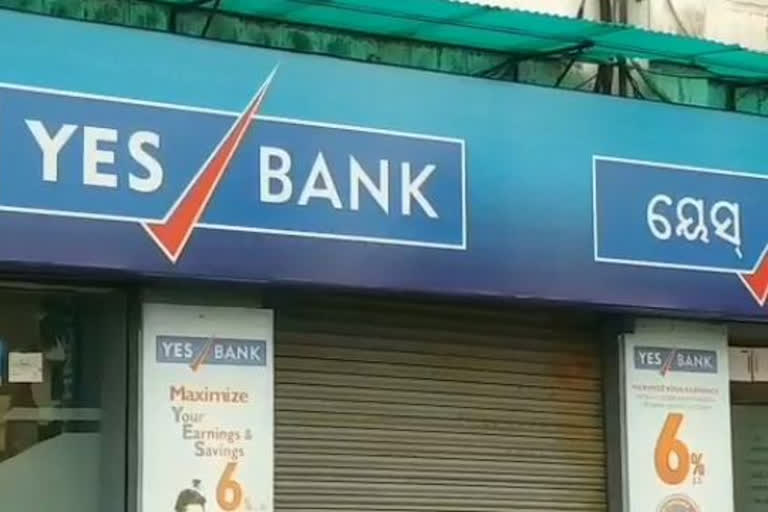 Yes Bank returned puri  temple money
