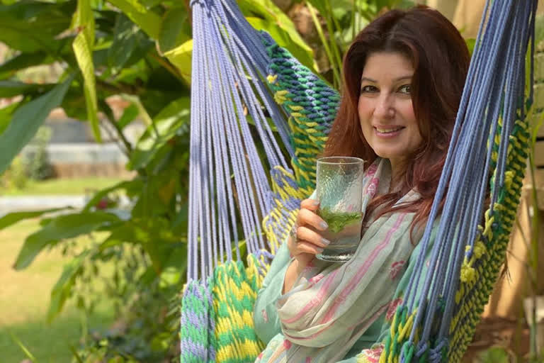 twinkle khanna news