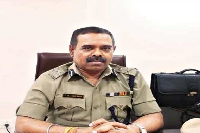 dgp-discusses-video-conferencing-with-ig-and-sp-in-raipur