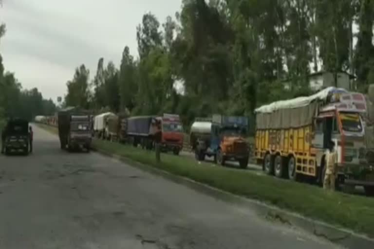 People stranded on Punjab Jammu border