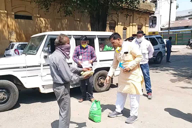 Modi kit being given to poor families