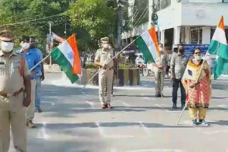 కరోనా నియంత్రణకు రానున్న 15 రోజులు కీలకం