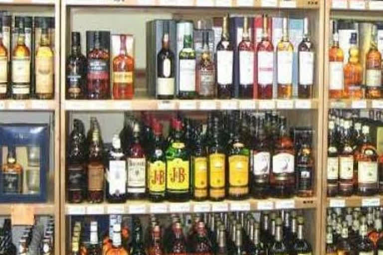 Madhya Pradesh liquor store license licensees relief